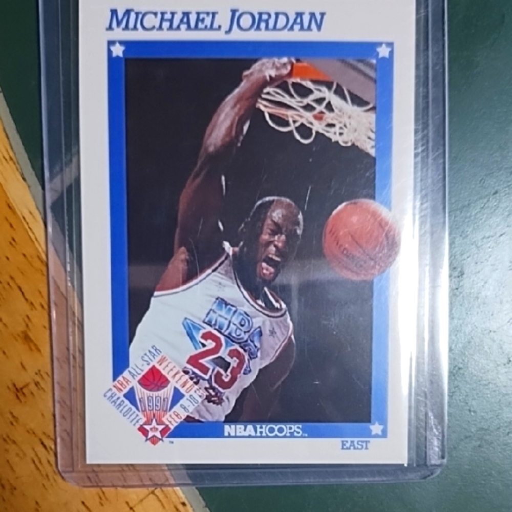 Michael Jordan NBA Hoops Trading Card #253